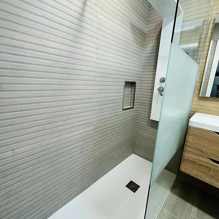 Apartment Laurent Suite *