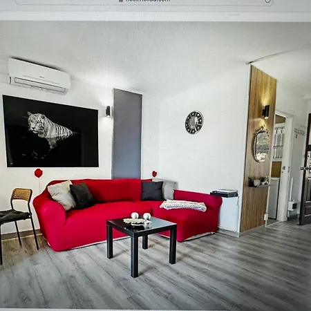 Laurent Διαμέρισμα *