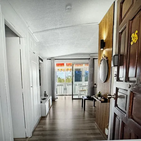 Laurent * Σάντα Κρουζ Τενερίφης